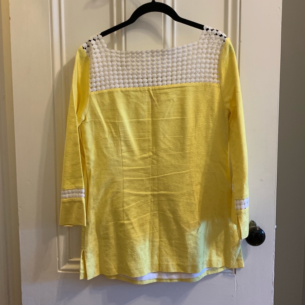 Lilly Pulitzer yellow top